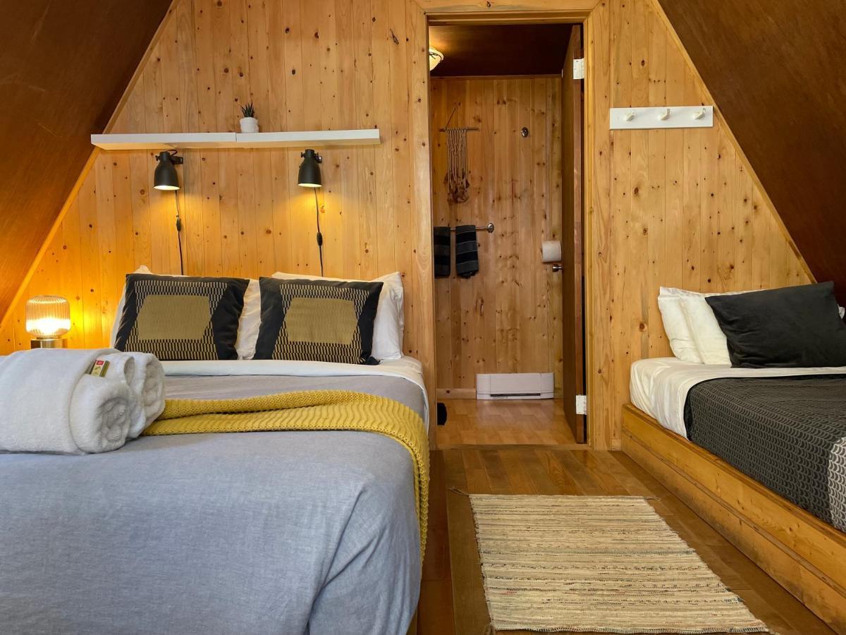 Au Sommet Du Fjord Hostel Sacre-Coeur Luaran gambar